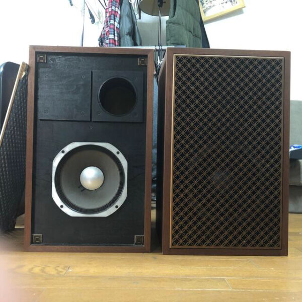 SANSUI monitor 2120