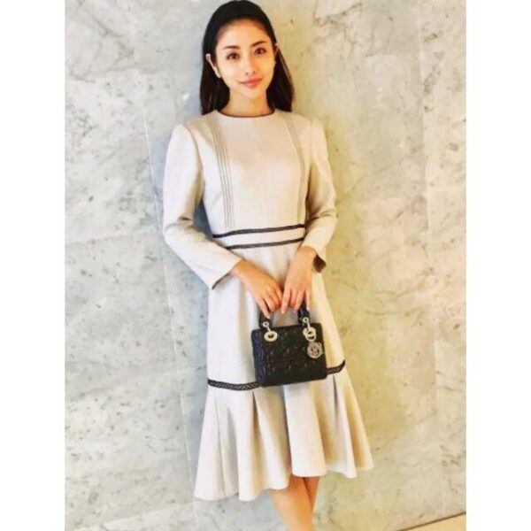38 セルフォード　CELFORDワンピース　石原さとみ