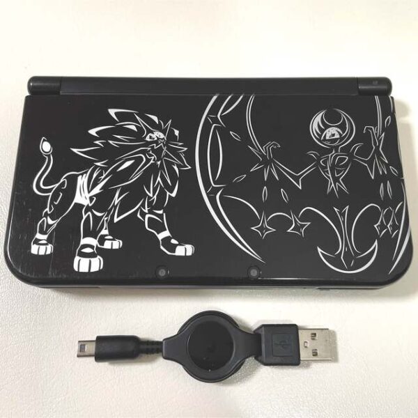 Newニンテンドー3DS LL ソルガレオ ルナアーラ ブラック 本体 充電器