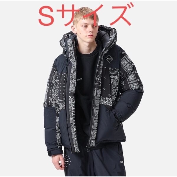 F.C.Real Bristol　ダウンジャケット　バンダナ　ブラック