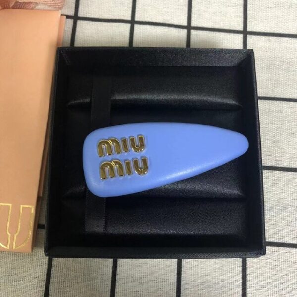 MIUMIU ヘアピン