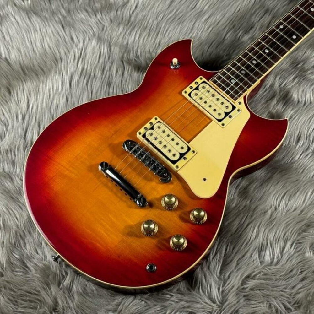 YAMAHA（ヤマハ）/SG800 エレクトリックギターSGタイプ