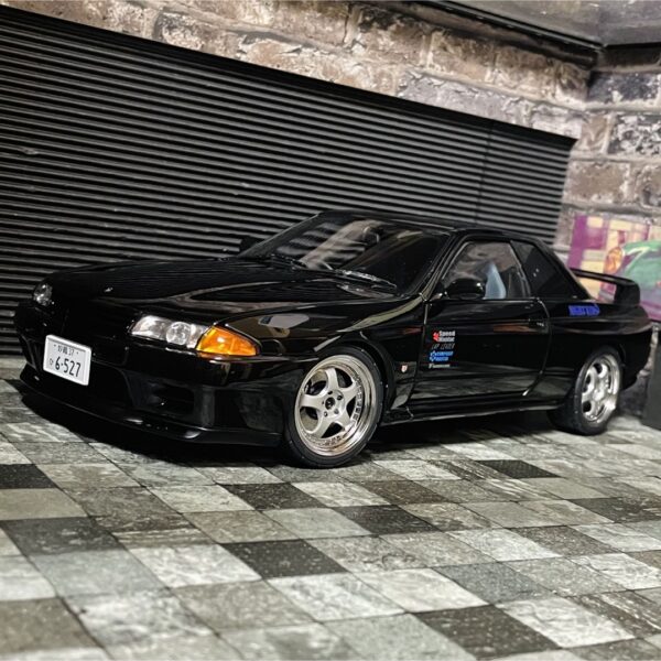 1/18 AUTOart 日産 スカイライン GT-R R32 頭文字D 中里毅