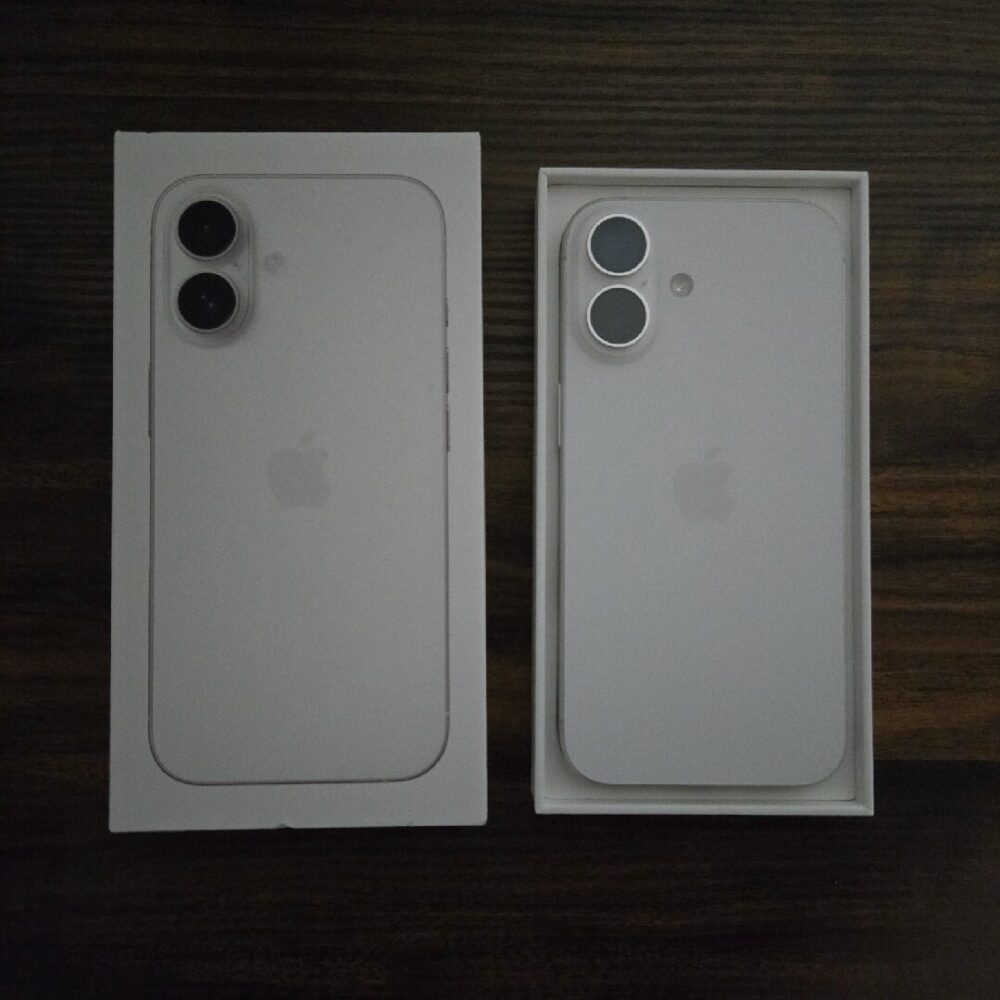 中古 iPhone16 128GB ホワイト