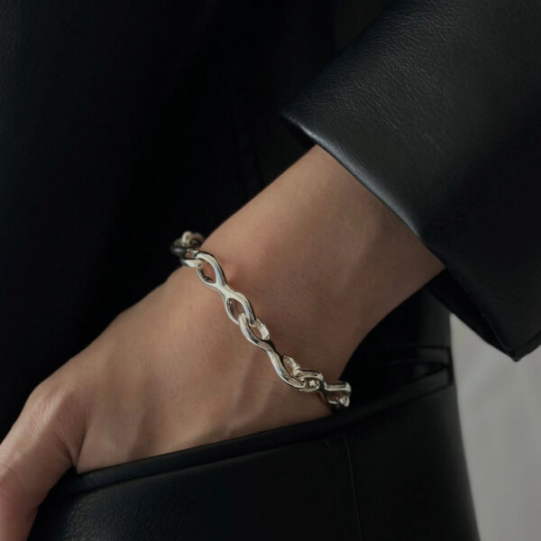 magnolia Tokyo inf chain bracelet 02