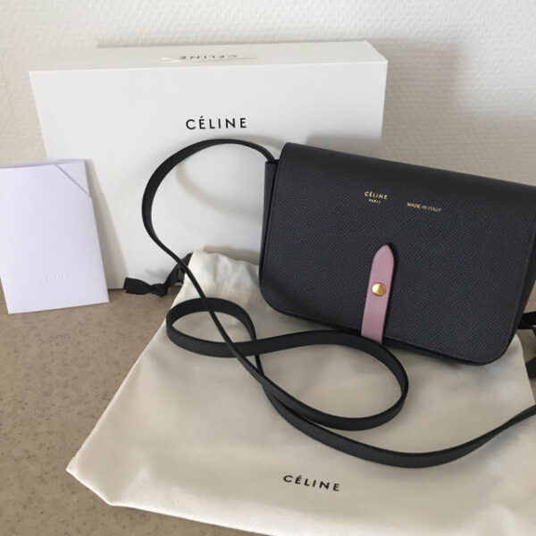 正規品 セリーヌ ストラップクラッチ